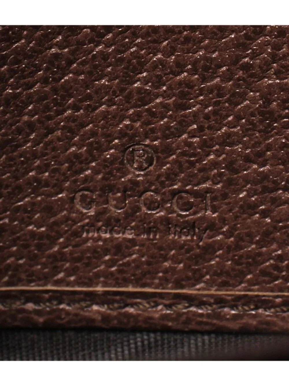 Gucci Zip Around Wallet GG Supreme